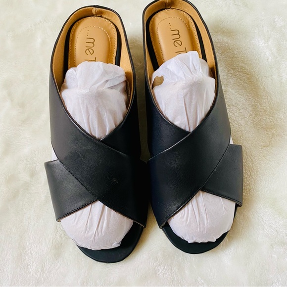 Leather Strap Wedge Black - Picture 7 of 7